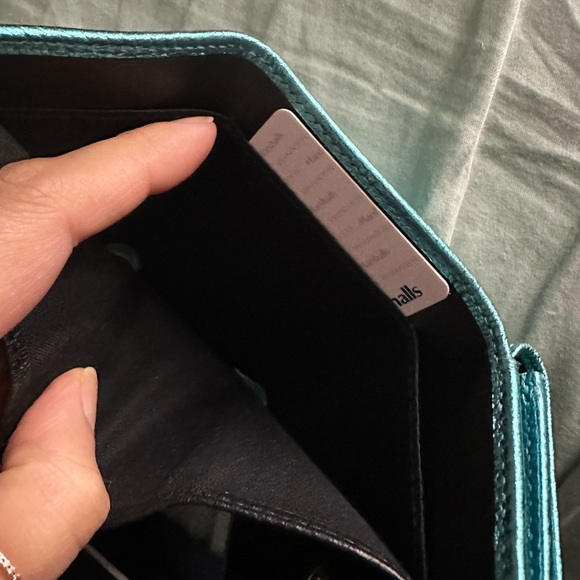 Compact Wallet - Picture 11 of 14